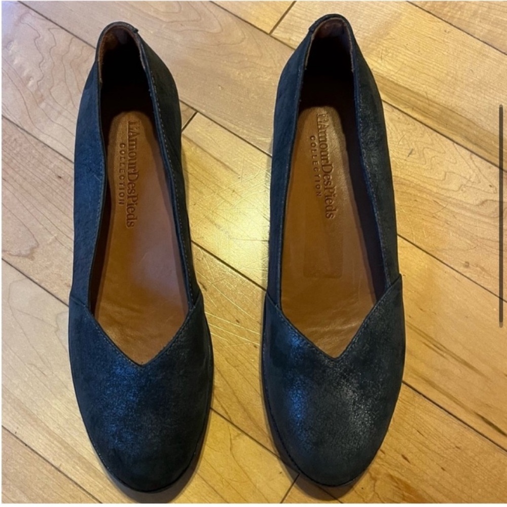 L'Amour Des Pieds Collection Bracey Slip-On Wedge Shoes Black Leather size 8.5 - Picture 4 of 9